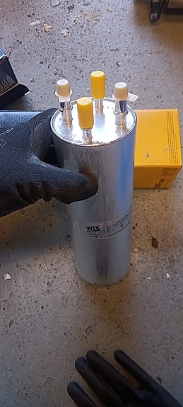 Volkswagen polttoainesuodatin diesel.