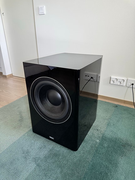 Magnat Signature 930A aktiivi subwoofer