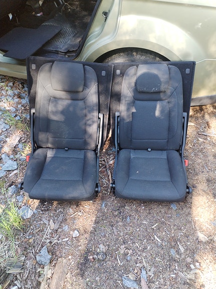 S-max Lisäpenkit