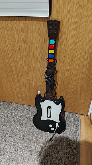 Guitar Hero kitara