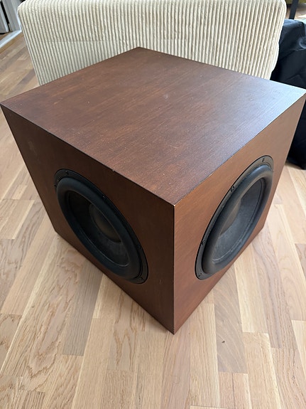 Subwoofer - Peerless Tymphany x3 (Aktiivi + 2 passiivielementtiä)