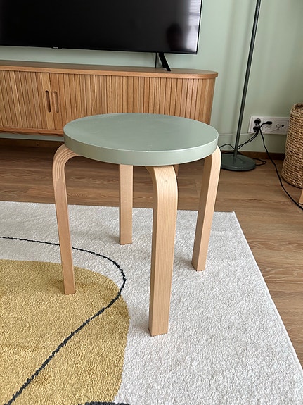 Alvar Aalto Artek jakkara