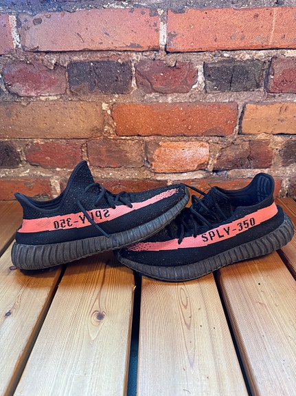 Adidas Yeezy Boost 350 V2 “Core Black Red”