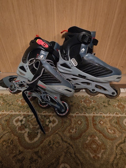 Abec Motorsport rullaluistimet koko 36-40 harmaa/musta