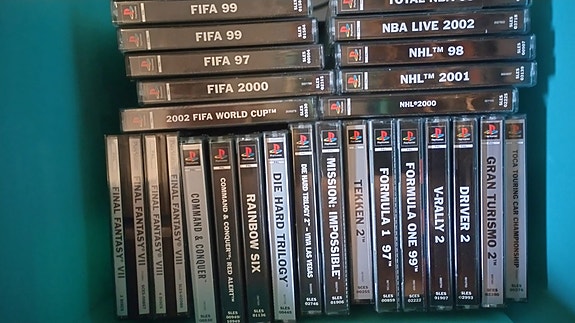 Playstation pelejä 18 kpl