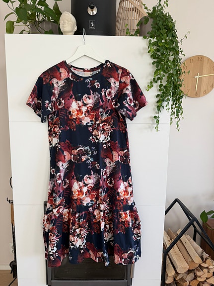Kaiko Ruffle T-shirt Dress XXS