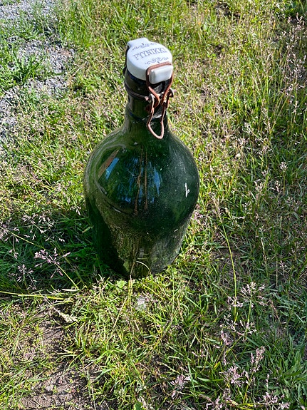 Vanha iso Pyynikki vihreä lasipullo