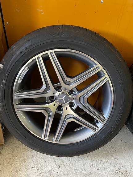 W463 Mercedes G sarjan renkaat ja vanteet