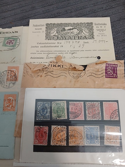 Suomi postimerkit ja vanhat kirjeet kokoelma