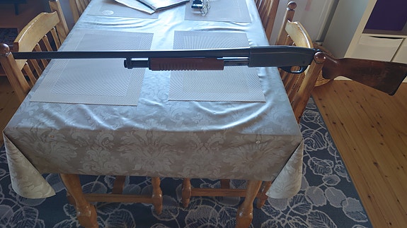 Haulikko Smith&Wesson 12/76