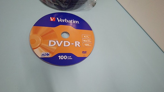 Verbatim DVD-R 4.7GB tyhjiä levyjä (n. 93 kpl torni)