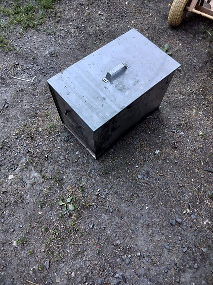 Savustus pönttö