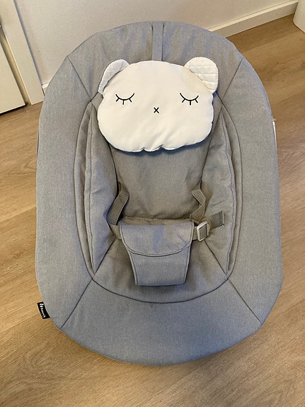 Hauck Alpha Newborn istuin syöttötuoliin