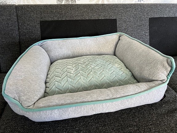 Mittat 53 cm /45 cm . Trixie kissanpeti, hyvässä kunnossa