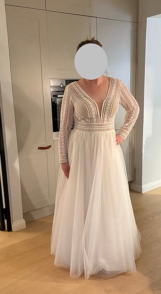 Elizabeth Passion pitkähihainen hääpuku L/40