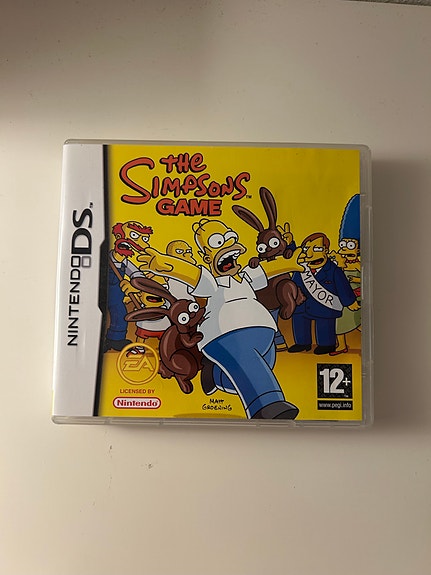 Nintendo DS The Simpsons Game peli