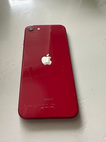 Apple iPhone SE (2-3 gen) puhelin 64 GB punainen