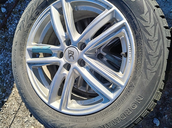 Chrysler Sebring vanteet ja renkaat