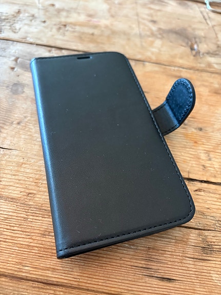 iPhone 16 - kuoret