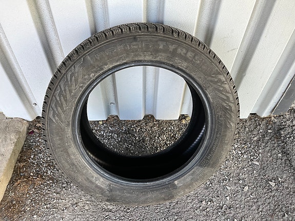 Nokian kitkat 205/55R16 huippukunto