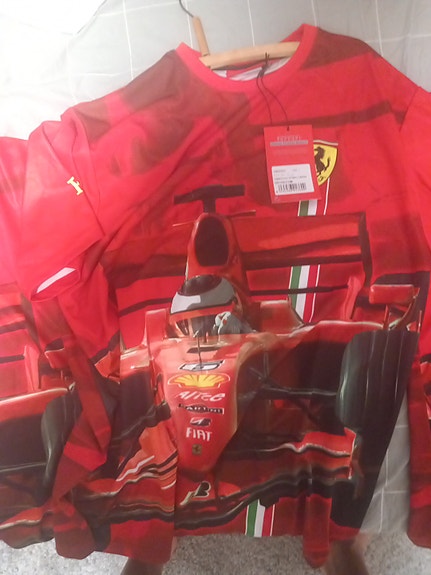 Ferrari paita