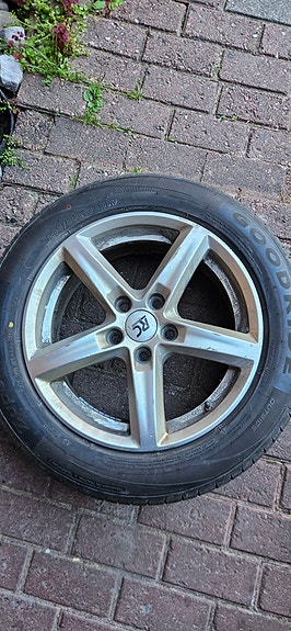 Ford mondeon renkaat vanteilla 4kpl