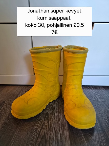 Kumisaappaat 30