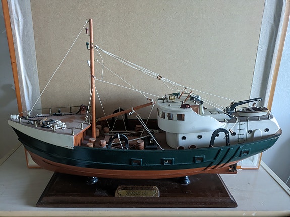Troolari pienoismalli Chalutier le Marignan concarneau 1970