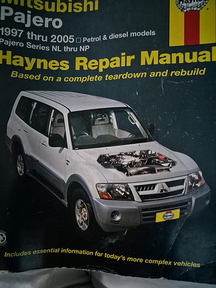 Mitsubishi Pajero Haynes korjausopas