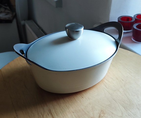 OBH Nordica soikea pata kannella – uuniin ja liedelle
