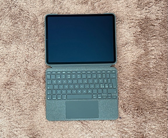 Logitech Combo Touch -näyttö/suojakotelo [iPad Pro 11” Gen. 1-4]