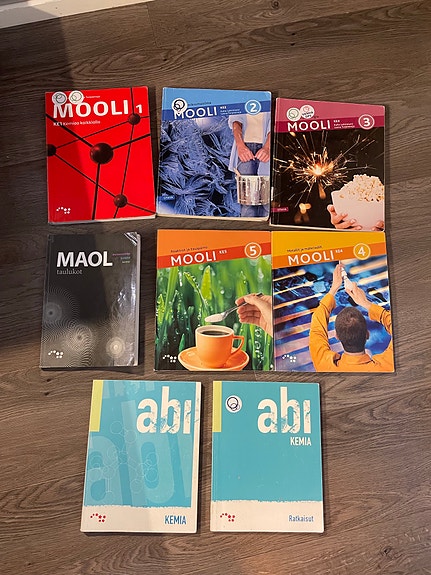 MOOLI ja MAOL kemian oppikirjat + abi-kirjat