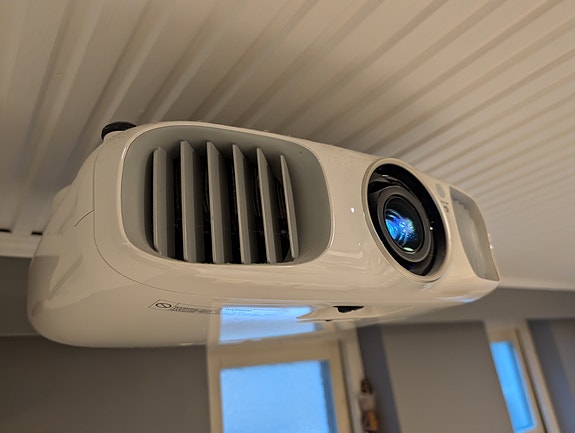 Epson EH-TW6100w Full HD -projektori valkoinen
