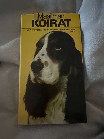 Maailman koirat kirja