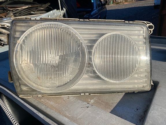 Mb w123 etulamppuja