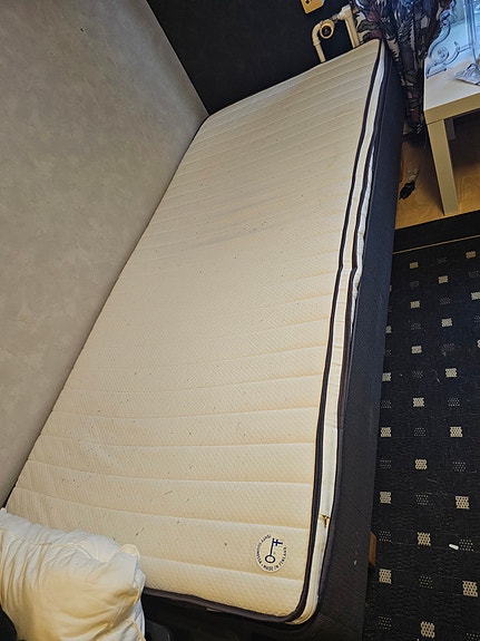 sänky 90cm