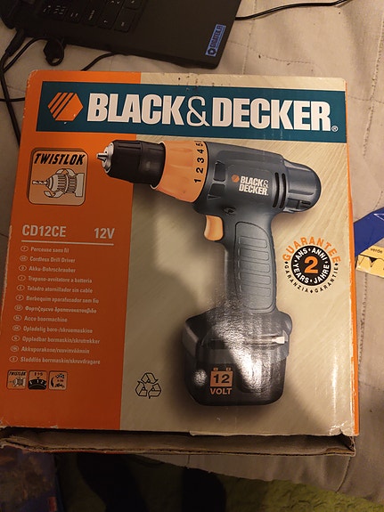 Black & Decker CD12CE 12V akkuporakone