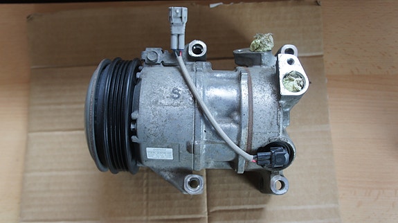 TOYOTA YARIS ILMASTOINNIN KOMPRESSORI