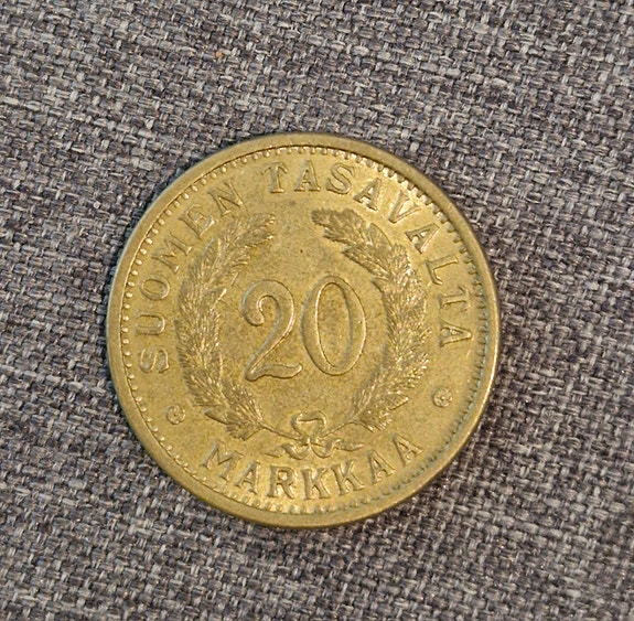 20 markkaa 1939 ja 2 euroa ahvenanmaan itsehallinto