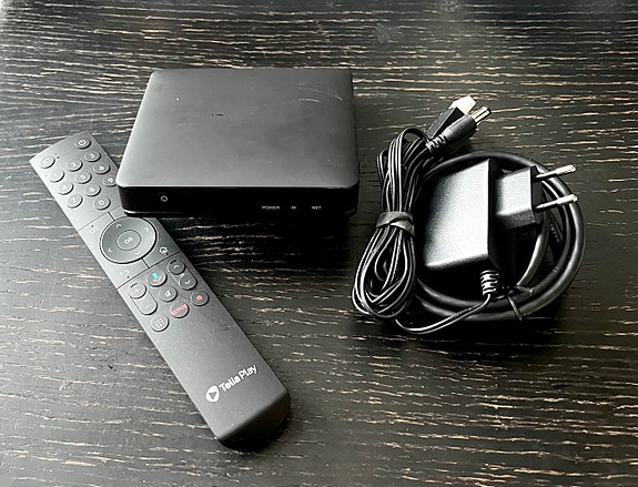 Telia Play -DV8919 digiboksi + kaukosäädin + HDMI johto