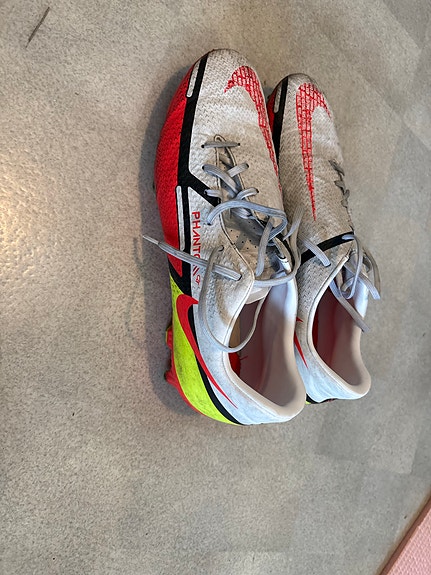 Nike nappulakengät valkoinen/punainen