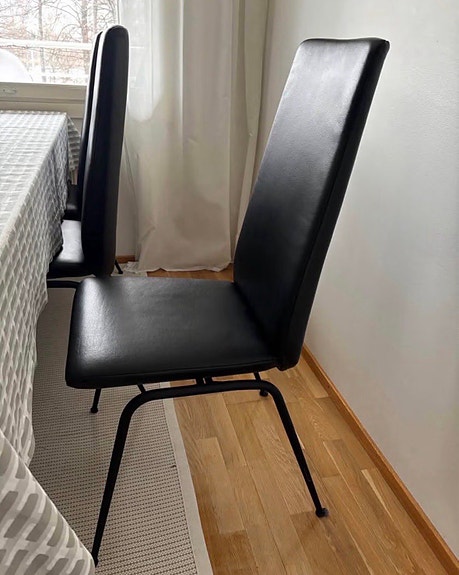 Stressless ruokapöydän tuoleja 6 kpl
