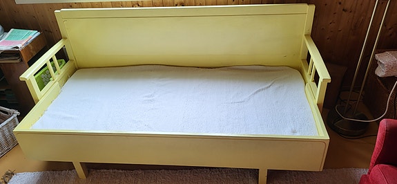 Puusohva, levitettävä