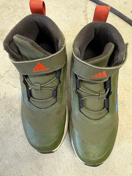 Adidas lasten kengät koko34