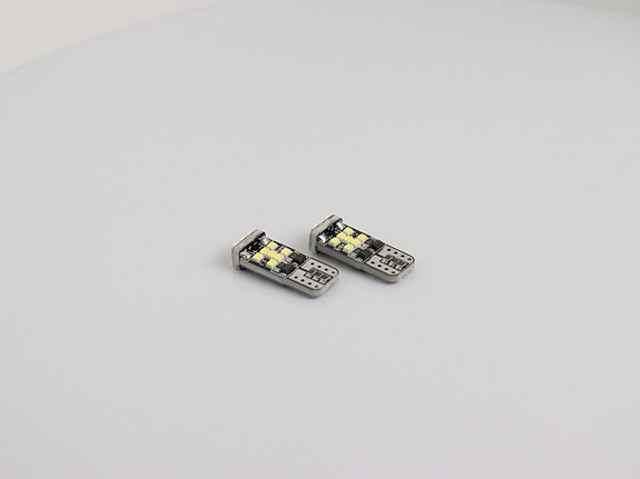 W5W / T10 LED -polttimo sisätiloihin — 6000K puhtaan valkoinen (1 kpl)