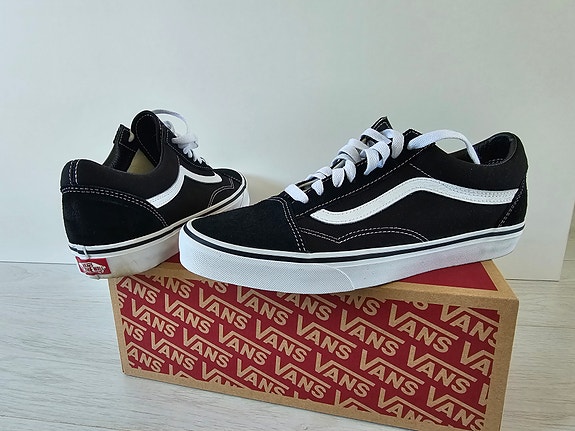 VANS Old Skool tennarit 42