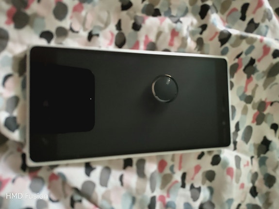 Lumia 830