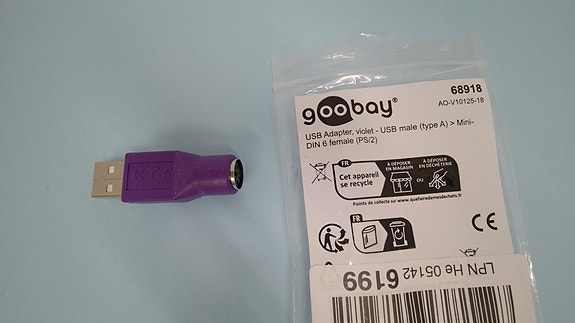 Goobay PS/2 – USB -adapteri näppäimistölle (Violetti)
