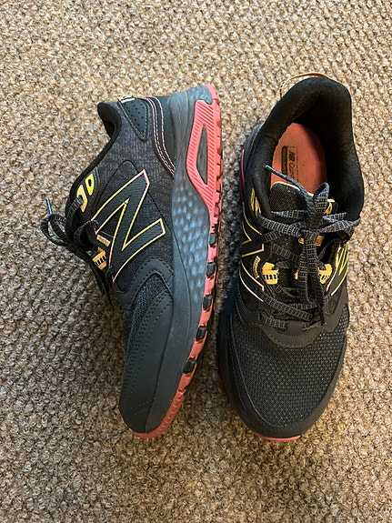 New Balance maastojuoksukengät 41