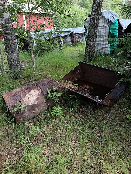 Traktorin etukauha ja takapaino
